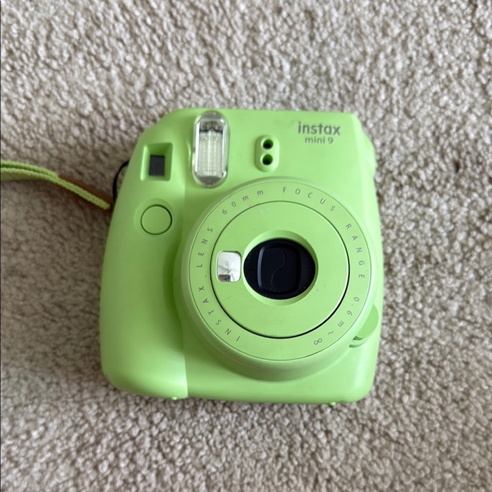 Fujifilm Instax Mini 9 Instant Camera - Lime Green